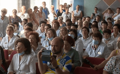 Медики лікарні №8 в Кривому Розі обіцяють страйк через невиплату зарплат