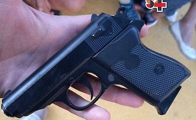 В Харькове школьник стрелял по детям