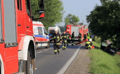 У Польщі автомобіль протаранив автобус з українцями