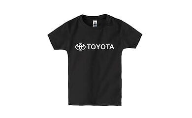 Чому футболки Toyota популярні серед тисяч покупців