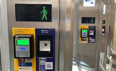 В Киеве на одной из центральных станций метро появятся новые турникеты
