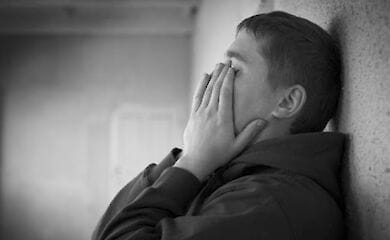 Наркомания. Как помочь члену семьи справиться с наркоманией?
