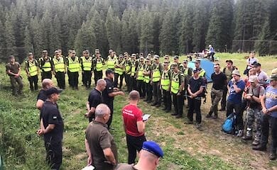 В карпатских горах отыскали заблудившегося 6-летнего мальчика