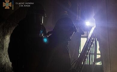 У Києві на Троєщині горіла квартира