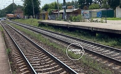 Под Киевом поезд сбил мужчину: подробности