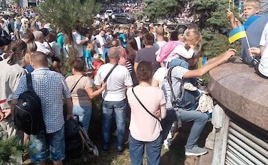 Демонстрировали навыки альпинизма. Как киевляне парад ко Дню Независимости смотрели