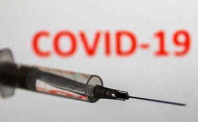 Вакцинировался 7 раз и заболел Covid-19