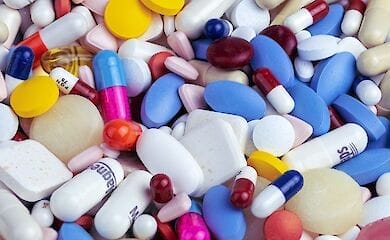 Комаровський рекомендує батькам сховати від дітей деякі речі
