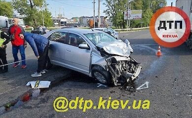На Одесской трассе под Киевом тянучка из-за ночного ДТП