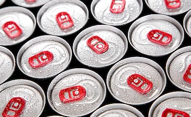 Знайшли у складі отруту. У магазинах Києва вилучатимуть відомий енергетик