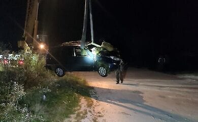 В Хмельницком утонул автомобиль с пассажиром 