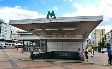 В ночь на 15 сентября метро будет работать дольше