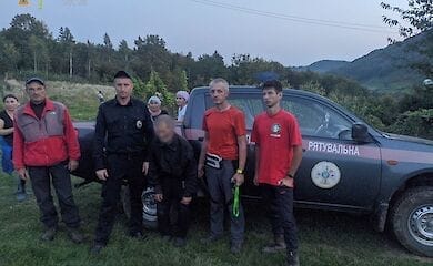 Заблукав: на Закарпатті пенсіонер провів декілька днів у лісі