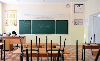 Школи можуть закрити на карантин, не дивлячись на вакцинацію вчителів