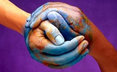 Верховная рада приняла изменения в закон про гуманитарную помощь. Что это значит