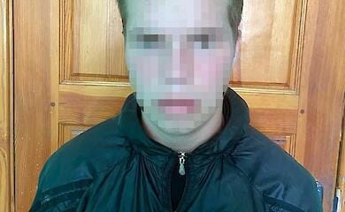 Вихопив з рук мобільний: в Києві судитимуть шахрая