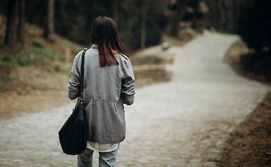 Отвел в лес и изнасиловал: в прокуратуре рассказали подробности изнасилования 11-летней девочки в Краматорске