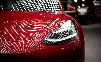Tesla заявила про рекордне для компанії зростання продажів