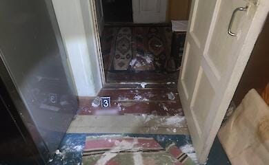 Сделал замечание и получил ножом в грудь: на Киевщине напали на таксиста