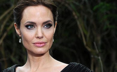 Анджелина Джоли отомстила Брэду Питту