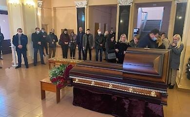 В Чернигове прощаются с нардепом Антоном Поляковым