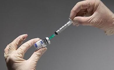 Комаровский рассказал, действительно ли Pfizer вызывает миокардит