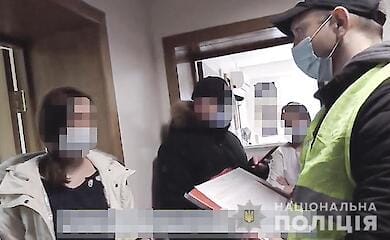 В Києві продавали підробні Covid-документи
