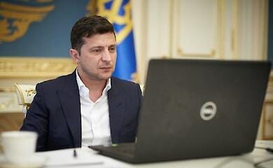Петиція про вакцинацію: Володимир Зеленський дав відповідь