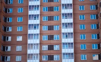 В Хмельницком мужчина чуть не поджег многоэтажку