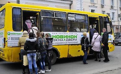 В Одессе пассажир после неприличного жеста получил лещей от водителя маршрутки