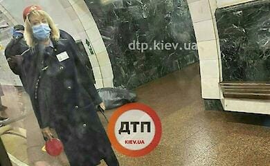 В метро Києва померла жінка