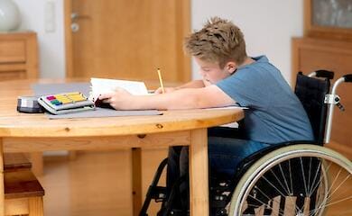  Скільки інклюзивних шкіл є на Оболоні