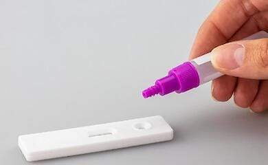 У Вінниці злочинці продавали підробні Covid-документи