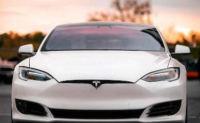 Как выгодно приобрести Tesla из США