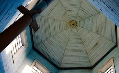 Космонавти у церкві 19 століття