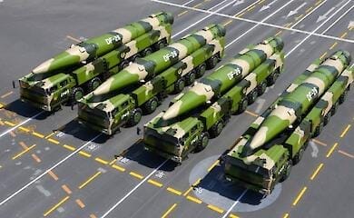 Китай нарощує військову міць на кордоні з Росією