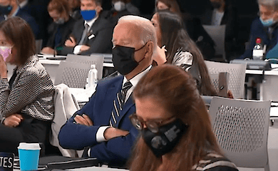 На саміті у Глазго президент США "задрімав"