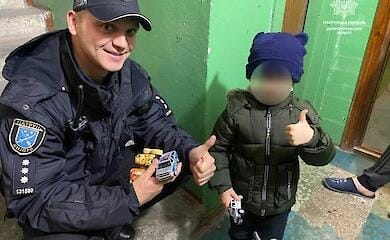 У Дніпрі малюк сам прийшов до магазину за іграшкою