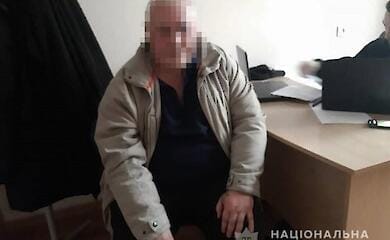 В Киеве на Оболони мужчина набросился с ножом на соседа