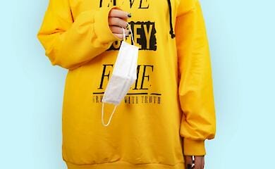 Вчені з'ясували, чому деякі люди не хворіють на коронавірус