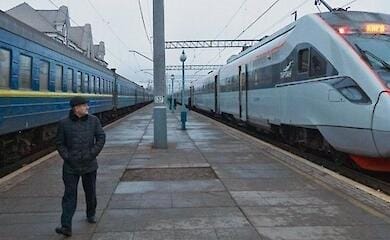 "Укрзализныця" предупредила о задержке некоторых поездов