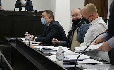 Микола Чаус з'явився до суду у бронежилеті