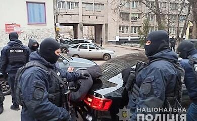 У місті Дніпро затримали іноземців, які грабували квартири
