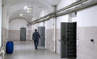 Украинка, которая защищаясь ранила своего насильника, уже год пребывает в СИЗО