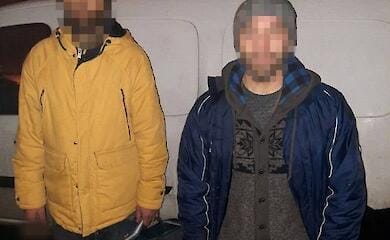 Деньги и документы: в Киеве задержали преступников, которые грабили авто