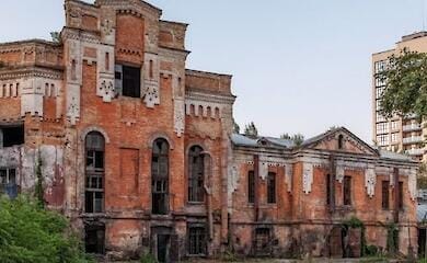 Киевлянам напомнили интересные факты про ликероводочный завод