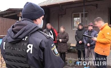 Задушила ремнем: в Киеве женщина убила своего ребенка