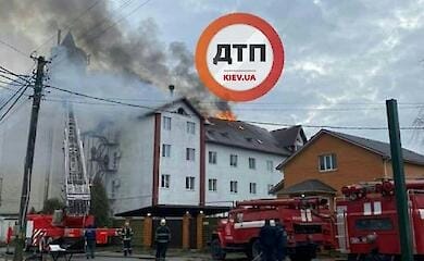 Під Києвом горів готель: є постраждалі