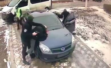 В Мелитополе парень экстремально предложил руку и сердце (видео)