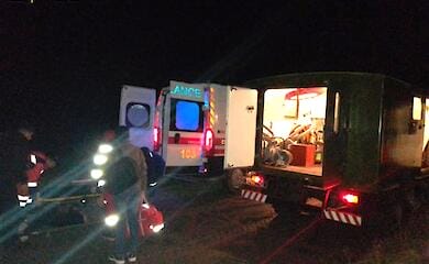 У Миколаївській області авто швидкої застрягло у багнюці